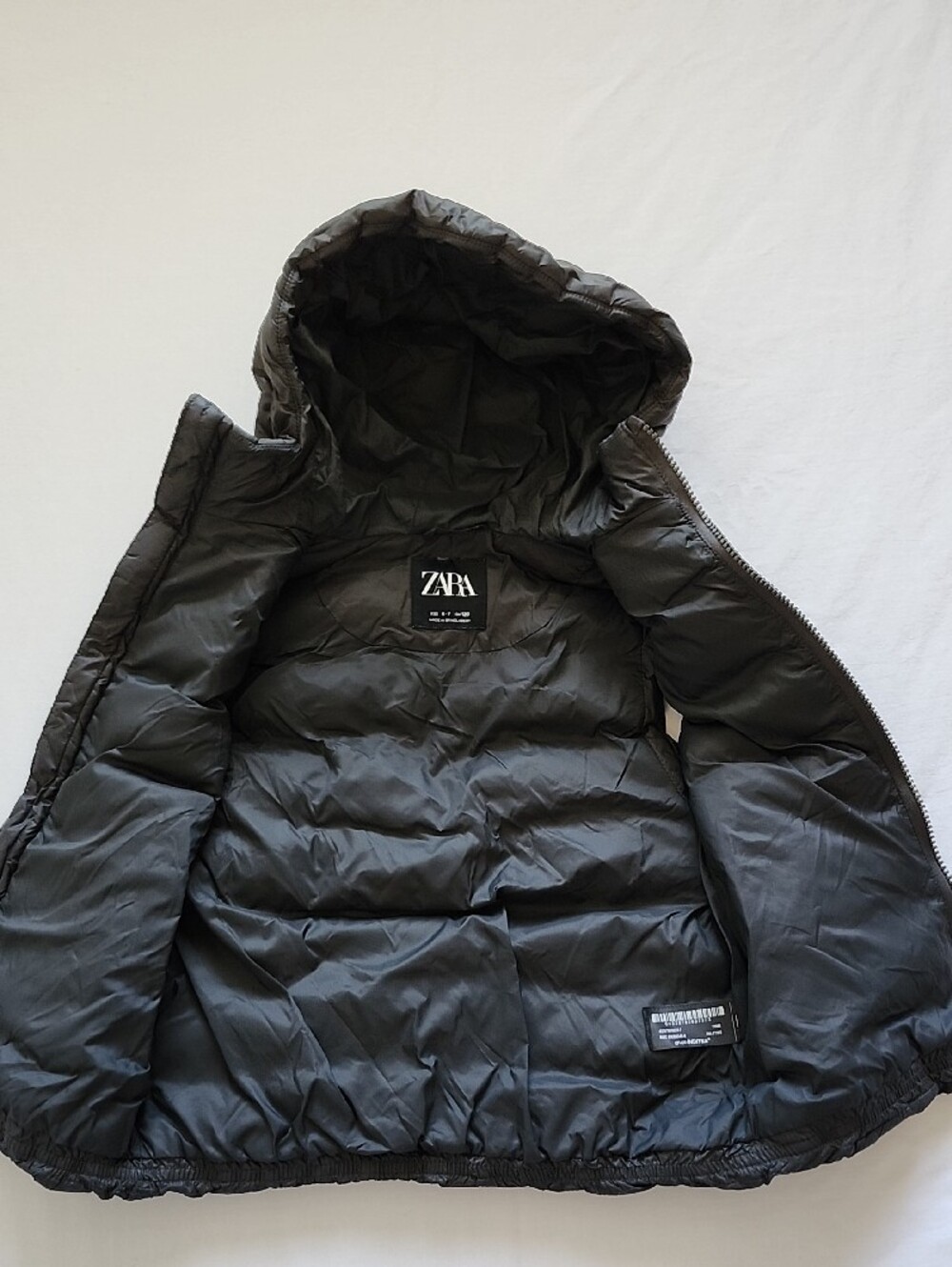 Zara Kids Black Hooded Puffer Vest STCRW Edition Size 6-7 - Picture 5 of 13